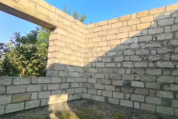 Satılır Bağ Evi Xudat şəhərida