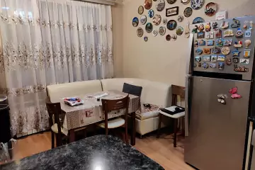 Satılır Yeni Tikili Bakıxanovda