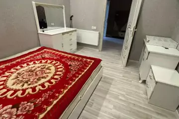 Satılır Yeni Tikili Yeni Yasamalda