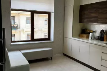 Aylıq Kirayə Yeni Tikili Ağ şəhər Kompleksində