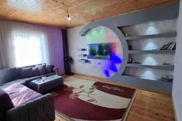 Satılır Həyət Evi Buzovnada