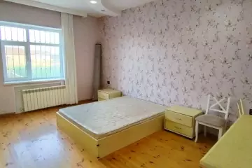 Satılır Həyət Evi Sabunçu Qəsəbəsida