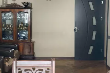 Satılır Köhnə Tikili Rusiya Səfirliyida