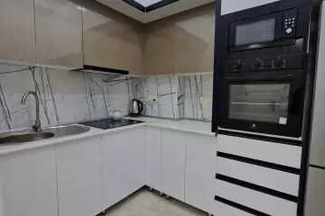 Aylıq Kirayə Yeni Tikili Ağ şəhər Kompleksində