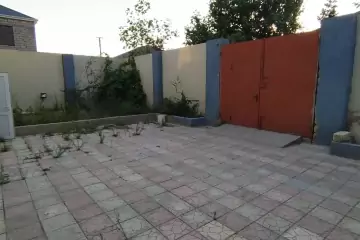 Satılır Həyət Evi Sabunçu Qəsəbəsida