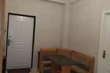 Satılır Yeni Tikili Sarayda