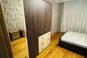 Aylıq Kirayə Köhnə Tikili Yeni Günəşlidə 