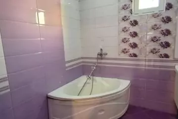 Satılır Həyət Evi Sabunçu Qəsəbəsida