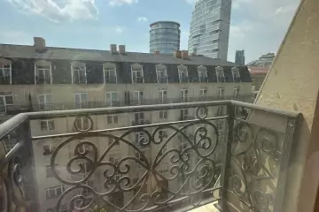 Aylıq Kirayə Yeni Tikili Ağ şəhər Kompleksində