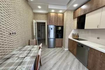 Aylıq Kirayə Yeni Tikili Ağ şəhər Kompleksində
