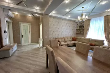 Aylıq Kirayə Yeni Tikili Ağ şəhər Kompleksində