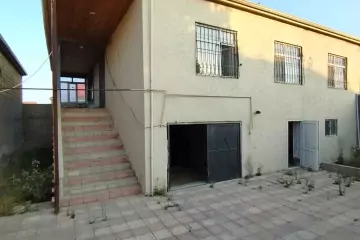 Satılır Həyət Evi Sabunçu Qəsəbəsida