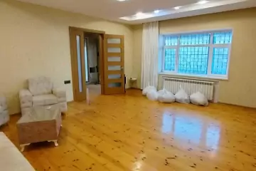 Satılır Həyət Evi Sabunçu Qəsəbəsida