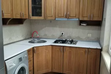 Aylıq Kirayə Köhnə Tikili 1-ci Mikrorayonda 