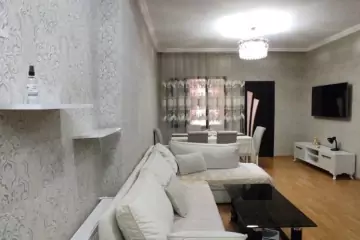 Satılır Yeni Tikili Nəsimi Bazarında