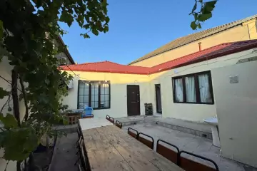 Satılır Həyət Evi Biləcəridə
