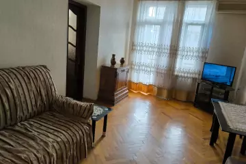 Aylıq Kirayə Köhnə Tikili 28 May Metrosu ətrafında
