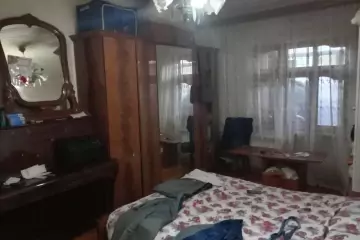 Satılır Köhnə Tikili Biləcəridə