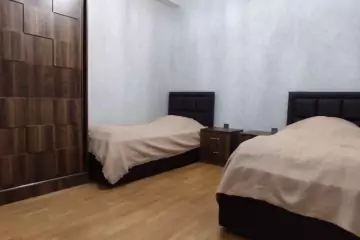 Satılır Yeni Tikili Nəsimi Bazarında
