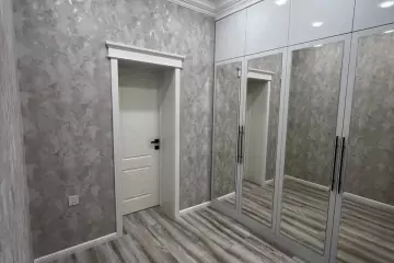 Aylıq Kirayə Köhnə Tikili Mərkəzdə