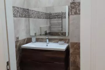 Aylıq Kirayə Yeni Tikili 28 May Metrosu ətrafında