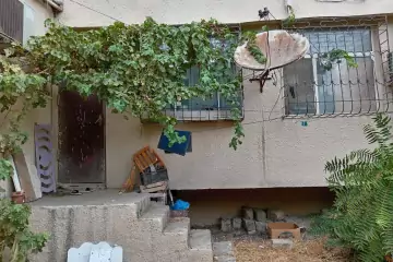 Satılır Köhnə Tikili Biləcəridə