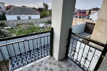 Satılır Həyət Evi Binədə