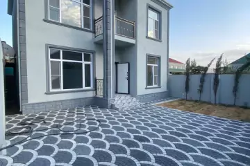 Satılır Həyət Evi Binədə