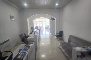 Satılır Obyekt Elmler Akademiyasıda