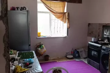 Satılır Həyət Evi Binədə