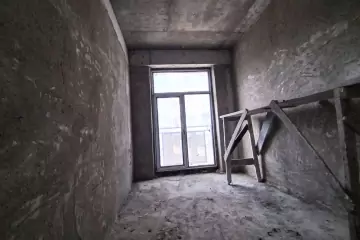 Satılır Yeni Tikili Nəsimi Bazarında