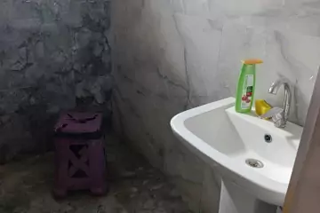 Satılır Həyət Evi Binədə