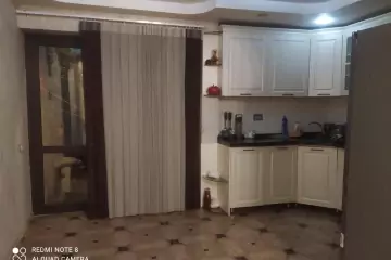 Satılır Həyət Evi Biləcəridə