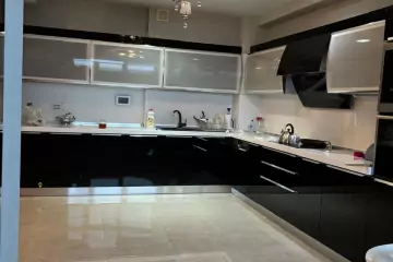 Satılır Yeni Tikili Yasamalda