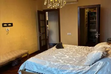 Satılır Yeni Tikili Yasamalda