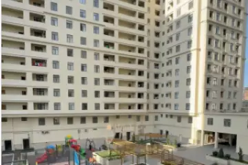 Satılır Yeni Tikili şərq Bazarında 