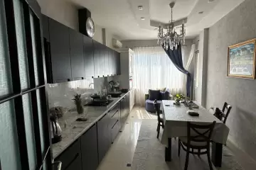 Satılır Yeni Tikili Gənclikdə