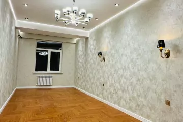 Satılır Yeni Tikili şərq Bazarında