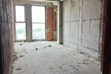 Satılır Yeni Tikili şərq Bazarında