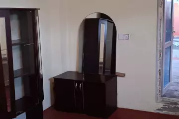 Satılır Həyət Evi Sabunçu Qəsəbəsida