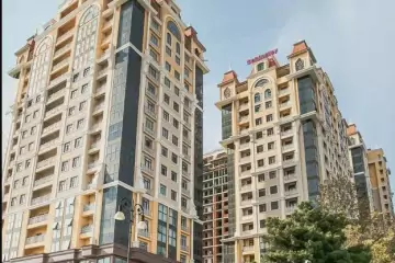 Satılır Yeni Tikili şərq Bazarında
