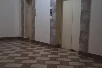 Satılır Yeni Tikili 8-ci Kilometrdə