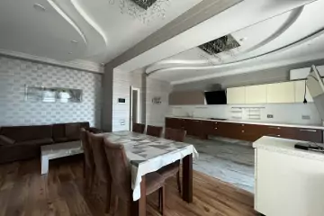 Aylıq Kirayə Yeni Tikili Ağ şəhər Kompleksində