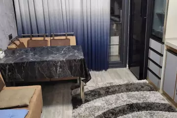 Satılır Yeni Tikili Bakı Kinoteatrıda