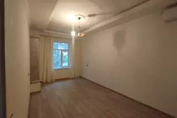 Satılır Köhnə Tikili Biləcəridə