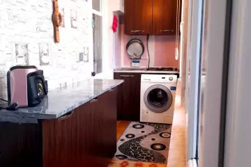 Satılır Köhnə Tikili Biləcəridə