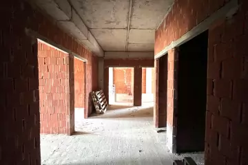 Satılır Yeni Tikili şərq Bazarında