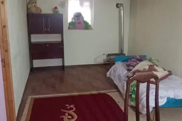 Satılır Həyət Evi Sabunçu Qəsəbəsida