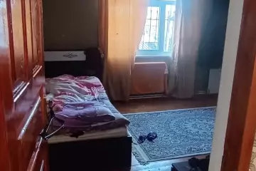 Satılır Həyət Evi Sabunçu Qəsəbəsida