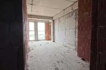 Satılır Yeni Tikili şərq Bazarında